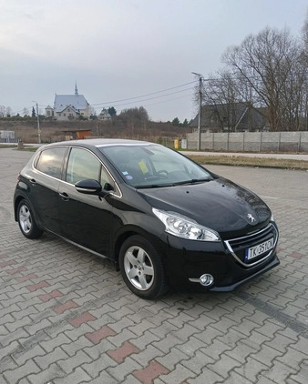 Peugeot 208 cena 29800 przebieg: 106000, rok produkcji 2015 z Niemodlin małe 121